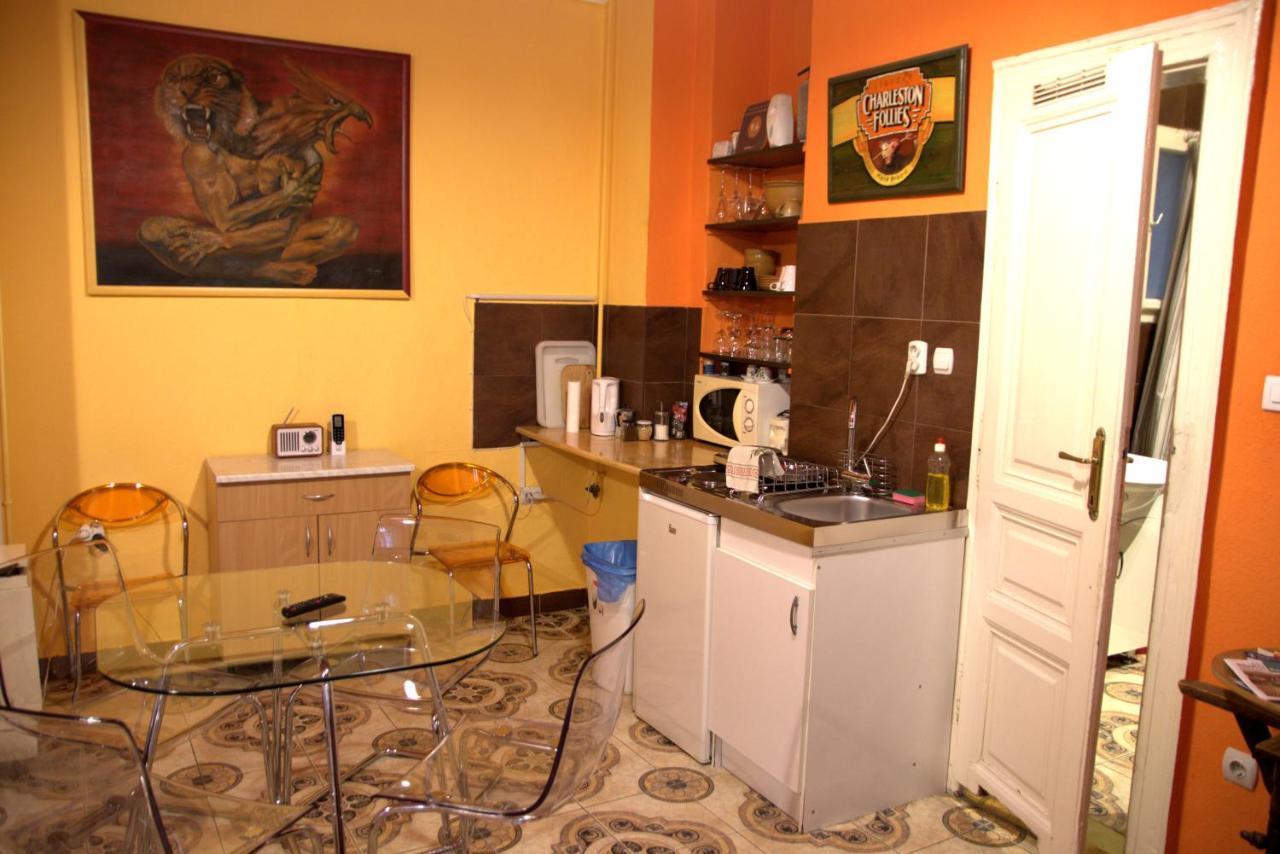 Astoria Centrum Studio Apartment Budapest Luaran gambar